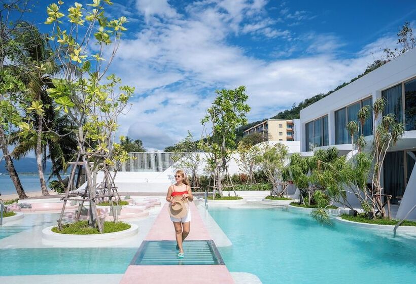 Veranda Resort Phuket Autograph Collection