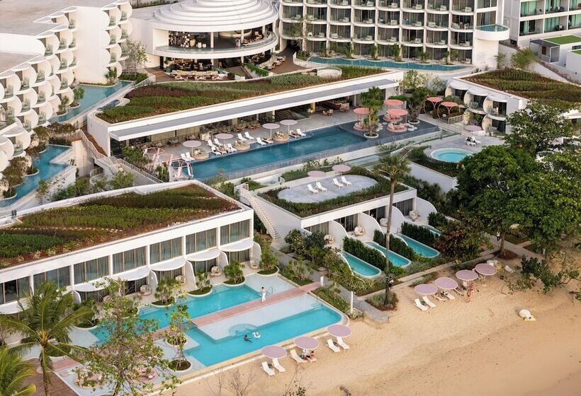 Veranda Resort Phuket Autograph Collection