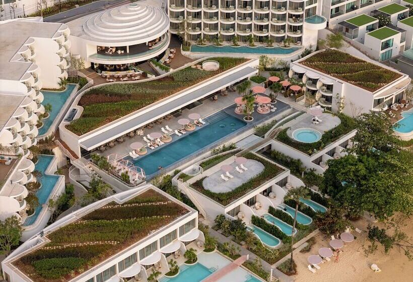 Veranda Resort Phuket Autograph Collection