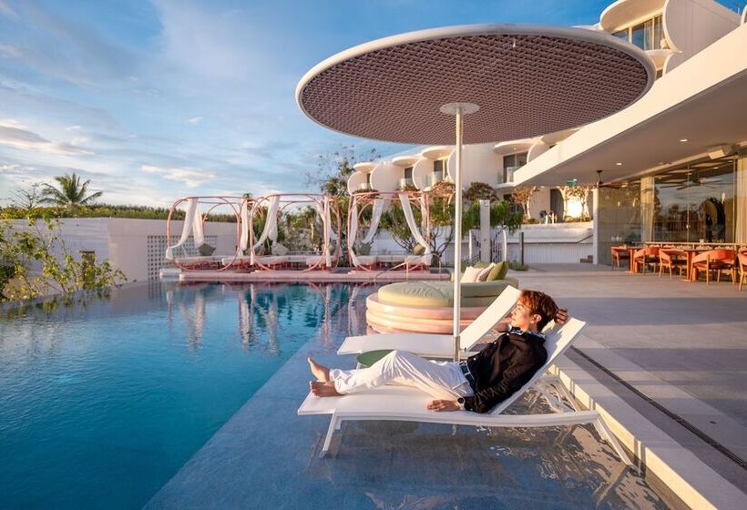 Veranda Resort Phuket Autograph Collection