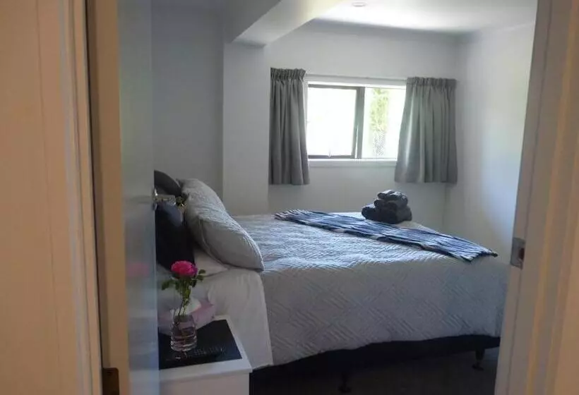 Abel Tasman Kaiteriteri B & B