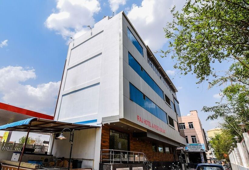 Capital O 41054 Hotel Raj And Restaurant