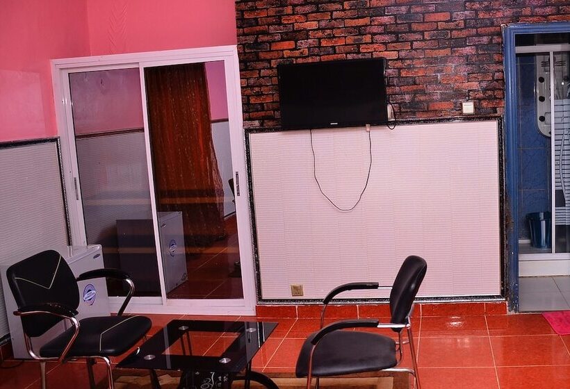 Chimcherry Hotel Limited