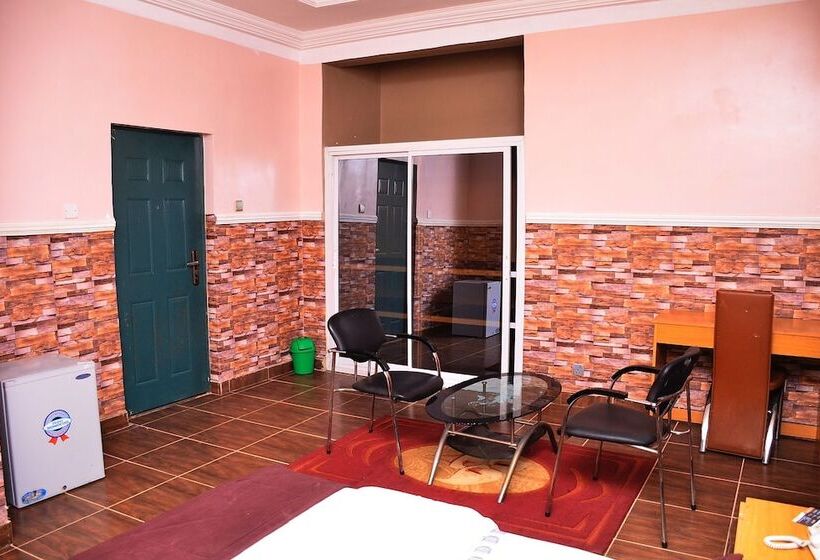 Chimcherry Hotel Limited