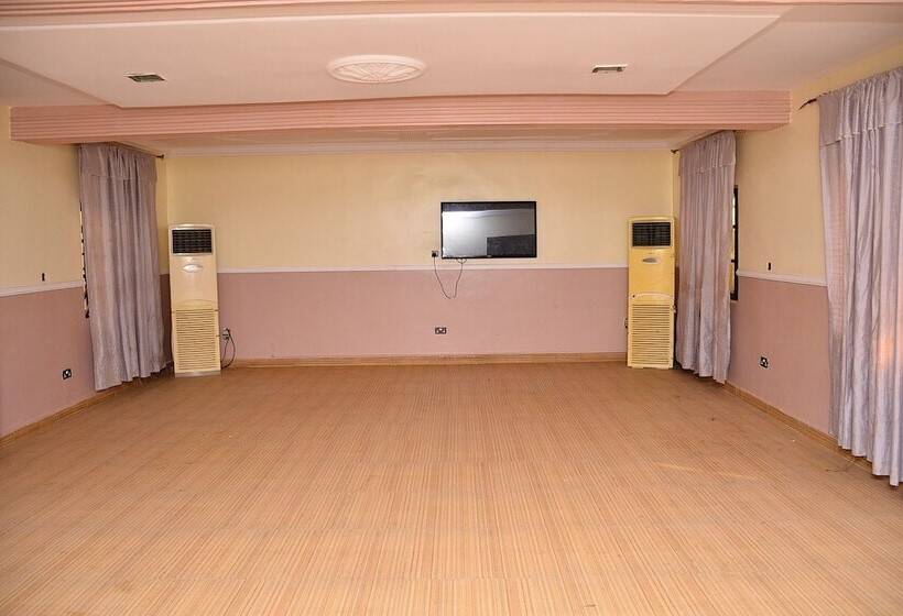 Chimcherry Hotel Limited