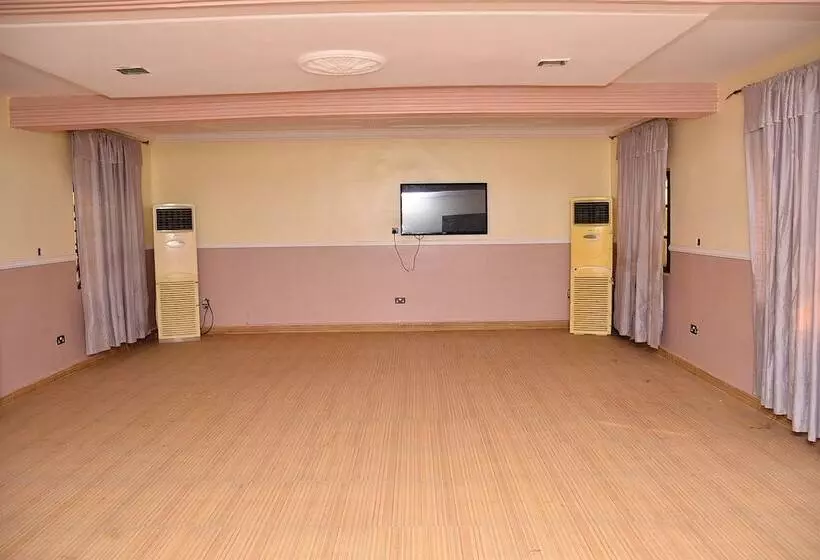Chimcherry Hotel Limited