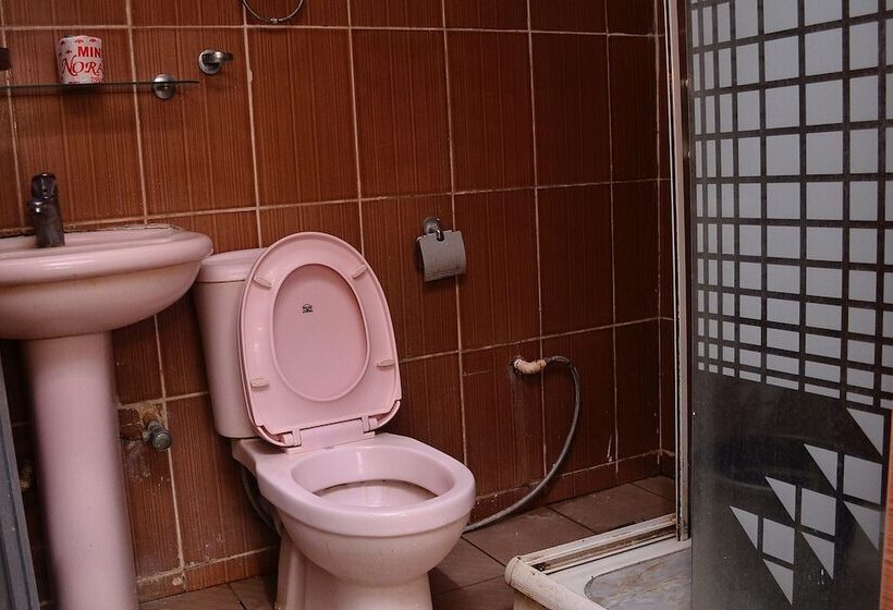 Chimcherry Hotel Limited