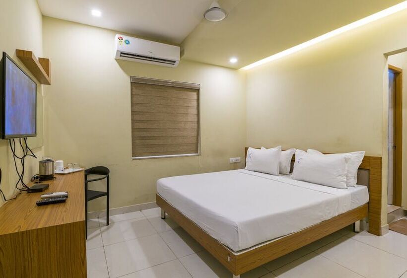 فندق Crescent Inn