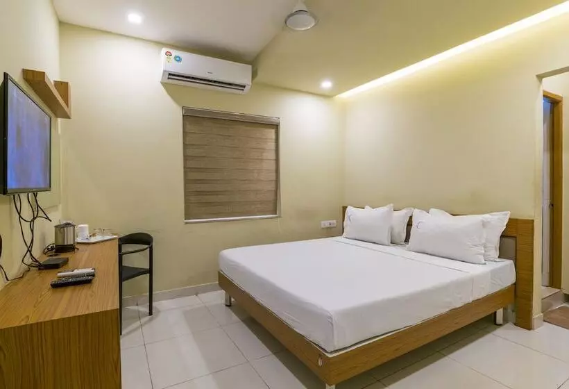 Hotelli Crescent Inn