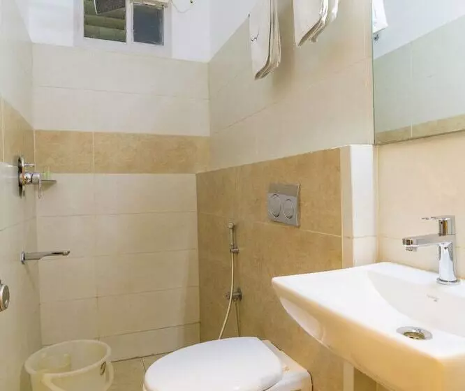 Hotelli Crescent Inn