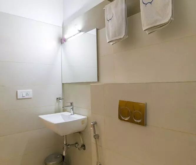 Hotelli Crescent Inn