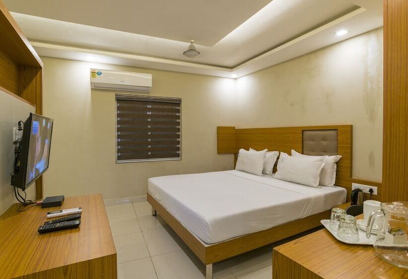 فندق Crescent Inn