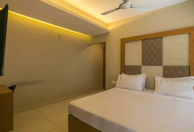 Hotelli Crescent Inn