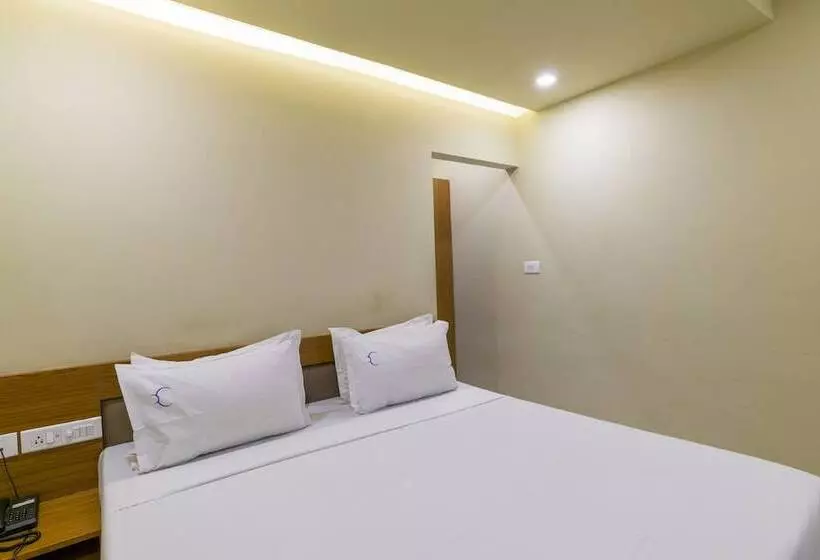 Hotelli Crescent Inn