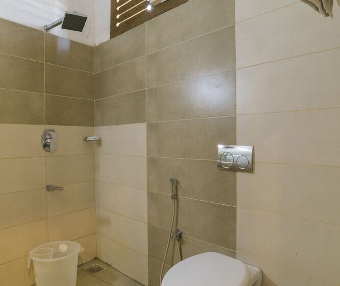 فندق Crescent Inn