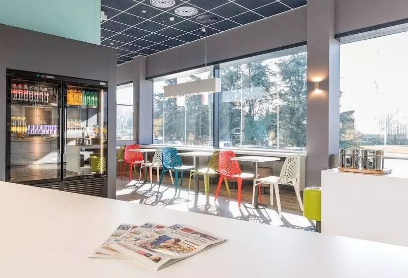 Hotelli Ibis Budget Geneve Palexpo Aeroport