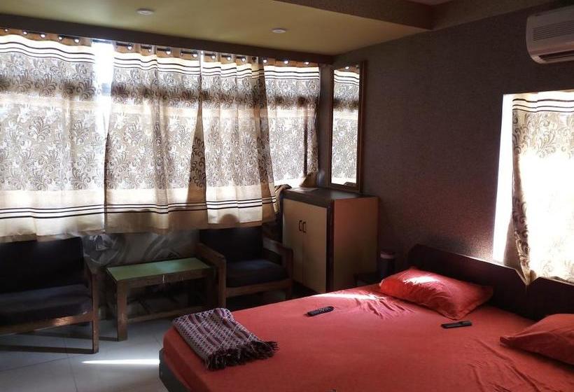 Hotel Spot On 61734  Janki