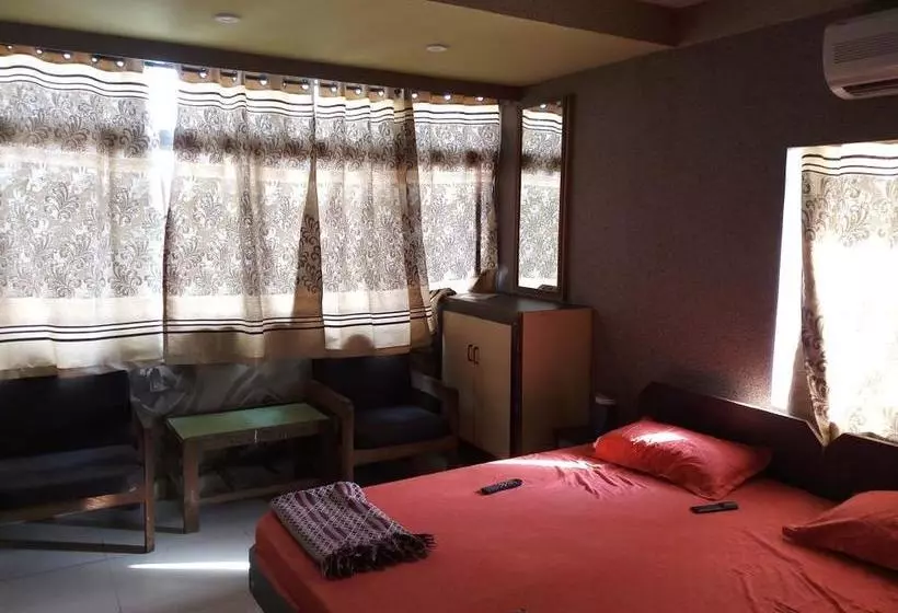 Hotelli Spot On 61734  Janki