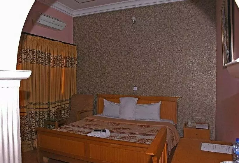 هتل La Maison