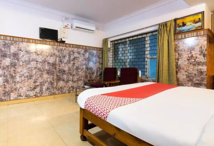 ホテル Oyo 6889 Elite Deluxe Rooms