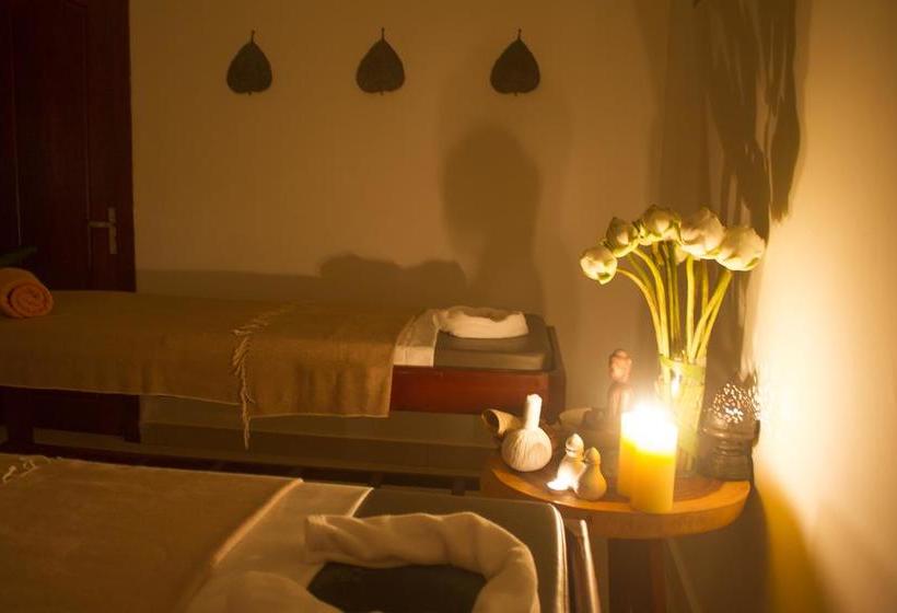 هتل Villa Leakhena