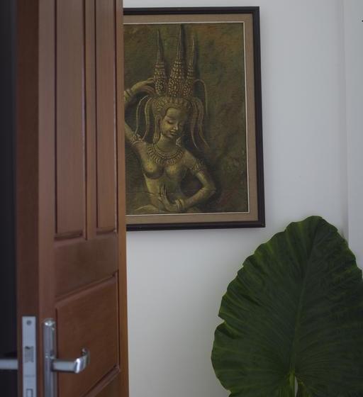 هتل Villa Leakhena