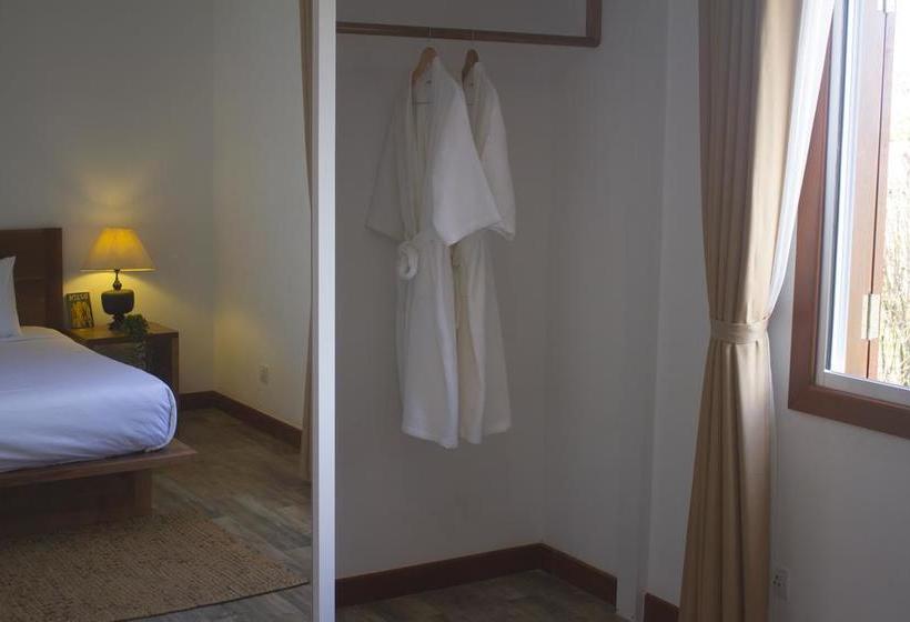 هتل Villa Leakhena