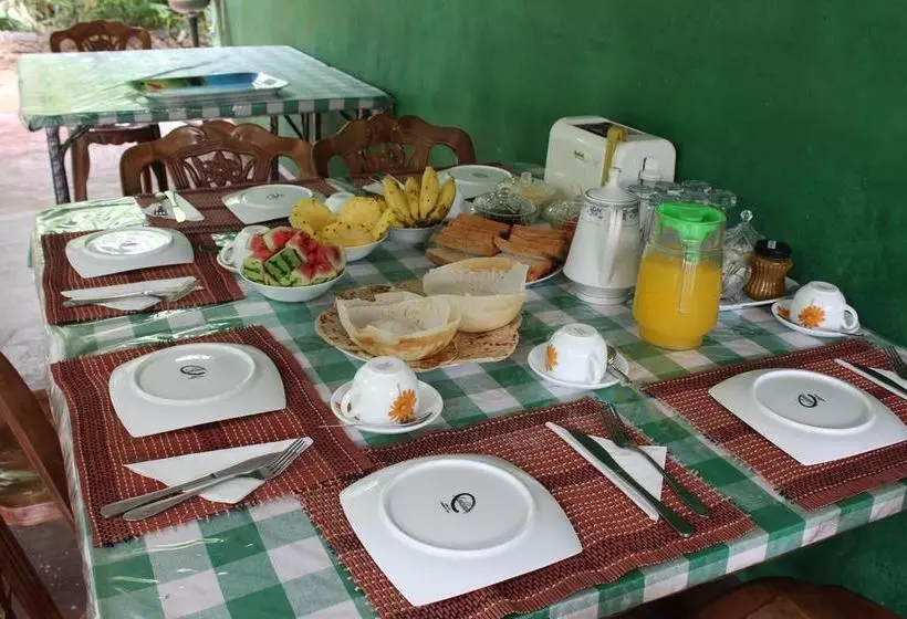 Hotelli Walawa Family Villa