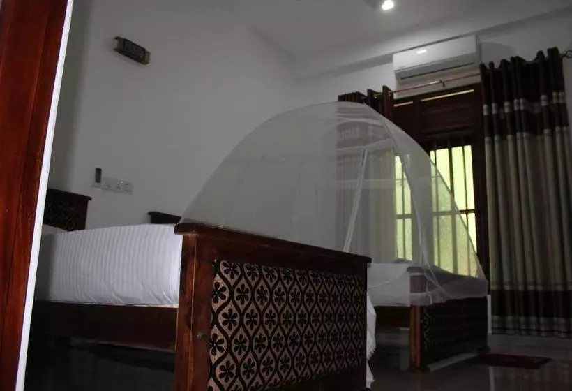 Hotelli Walawa Family Villa