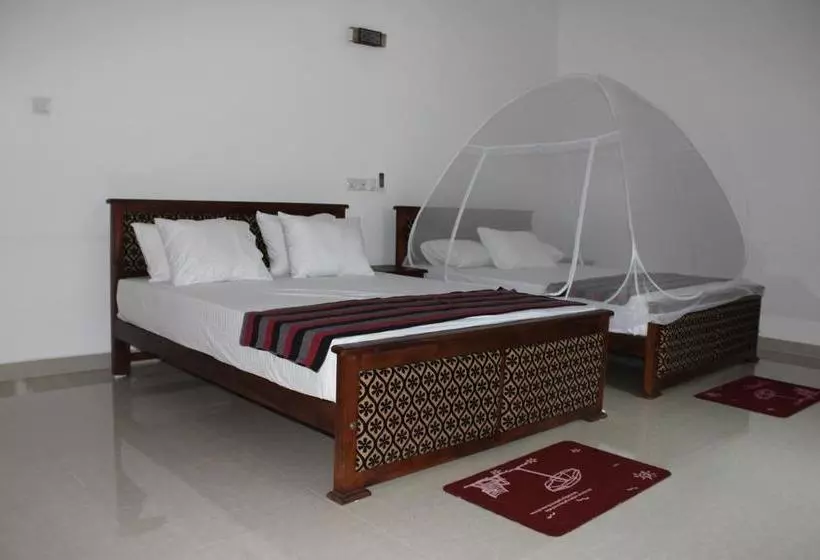 Hotelli Walawa Family Villa