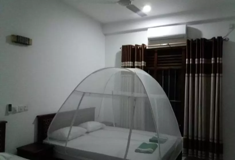 Hotelli Walawa Family Villa