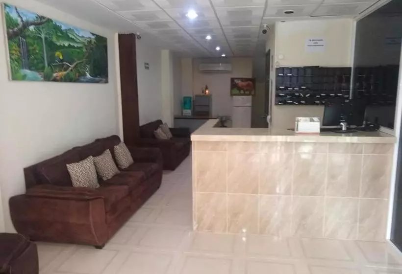 ホテル Xaman Ek Palenque