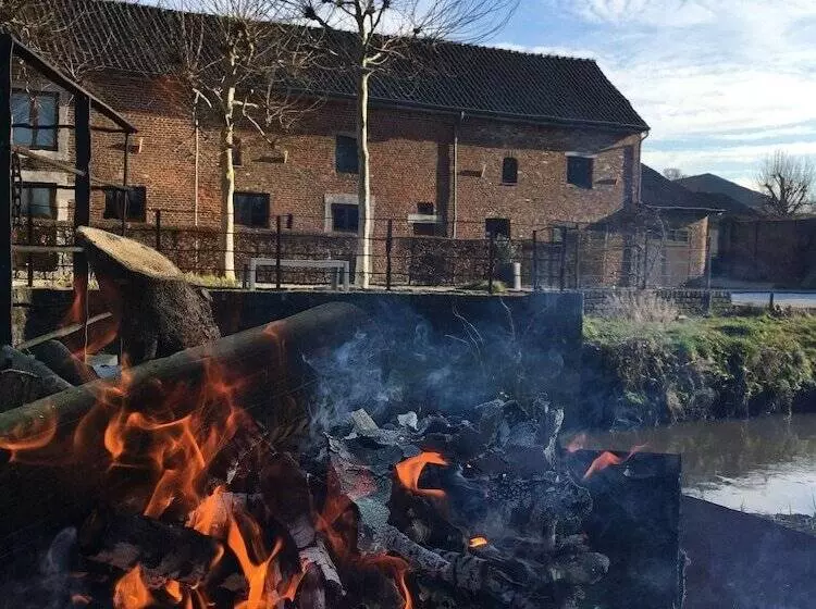 ベッドアンドブレックファースト De Ruttermolen