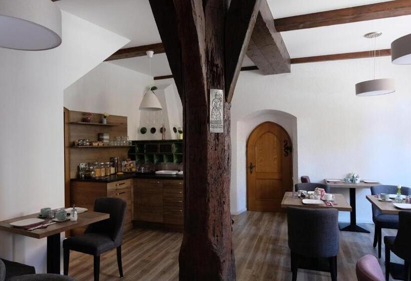 住宿加早餐  Gastehaus Zur Sonne