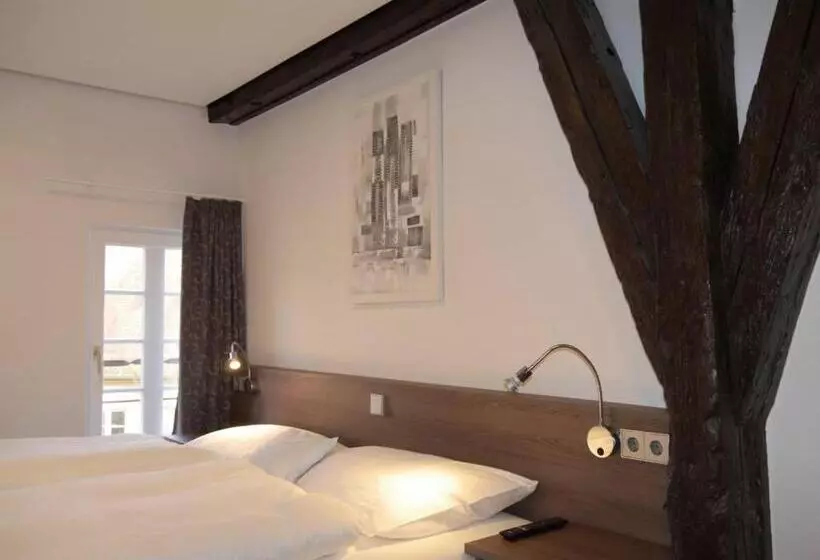 ベッドアンドブレックファースト Gastehaus Zur Sonne