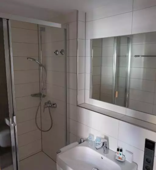 ベッドアンドブレックファースト Gastehaus Zur Sonne