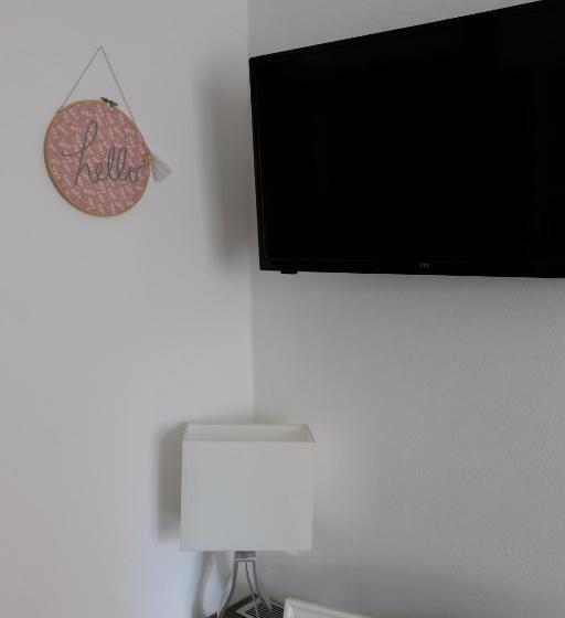 住宿加早餐  Gastehaus Zur Sonne