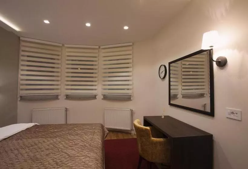 تختخواب و صبحانه Apartmani Brocat