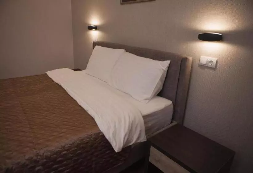 تختخواب و صبحانه Apartmani Brocat