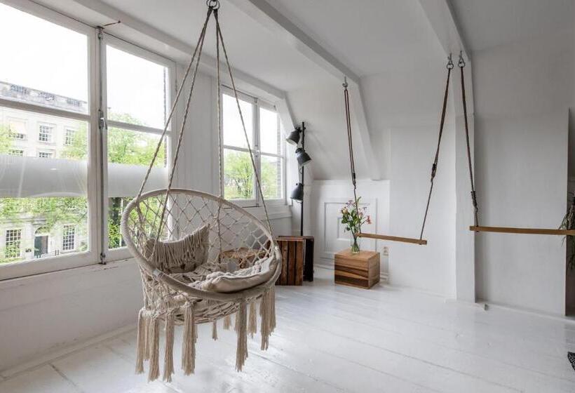 Bed and Breakfast Two Bedroom Apartment In A Beautiful Canalhouse In City Centre