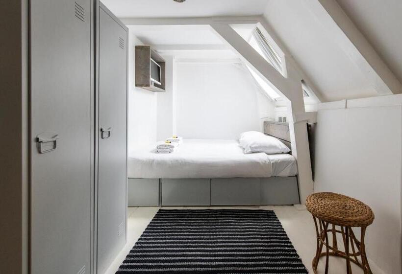 Bed and Breakfast Two Bedroom Apartment In A Beautiful Canalhouse In City Centre