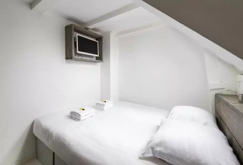 ベッドアンドブレックファースト Two Bedroom Apartment In A Beautiful Canalhouse In City Centre