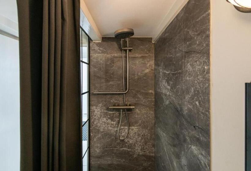 Bed and Breakfast Two Bedroom Apartment In A Beautiful Canalhouse In City Centre