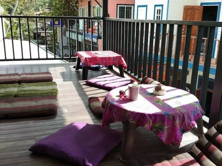 Decho Hostel