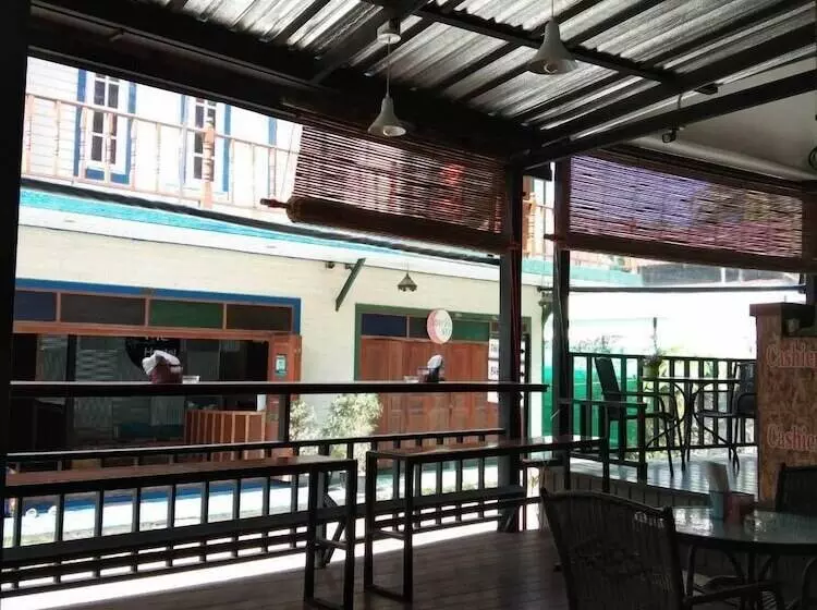 Decho Hostel
