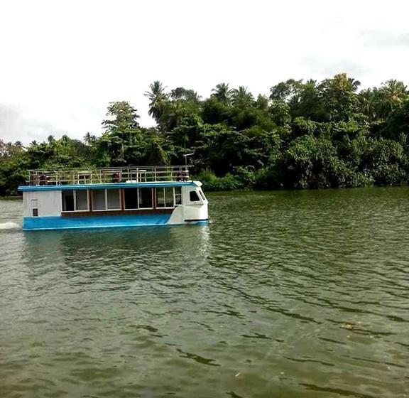 Hotelli Mahaoya Green Resort