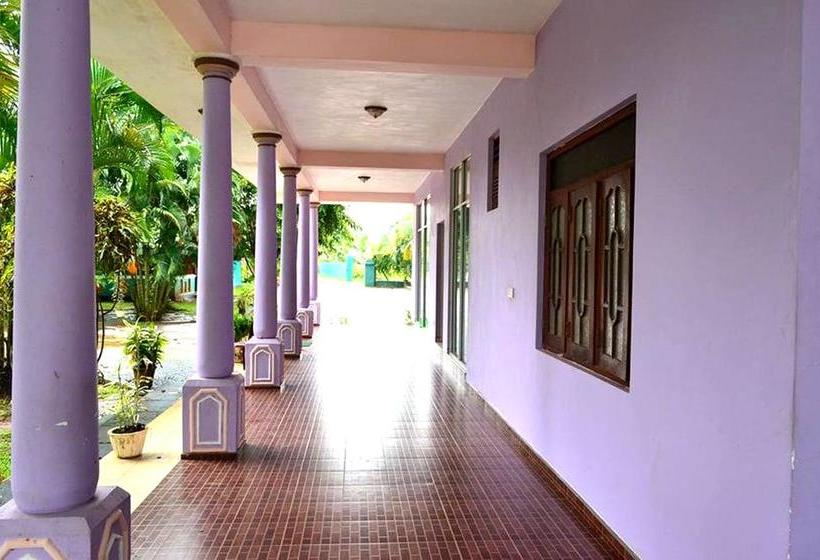 Hotelli Mahaoya Green Resort