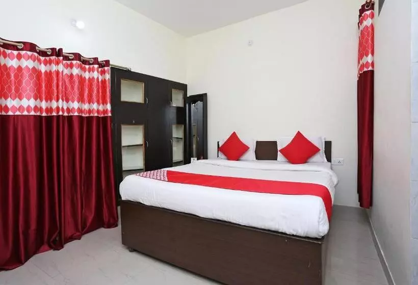 ホテル Oyo 9548 Green Villa Guest House