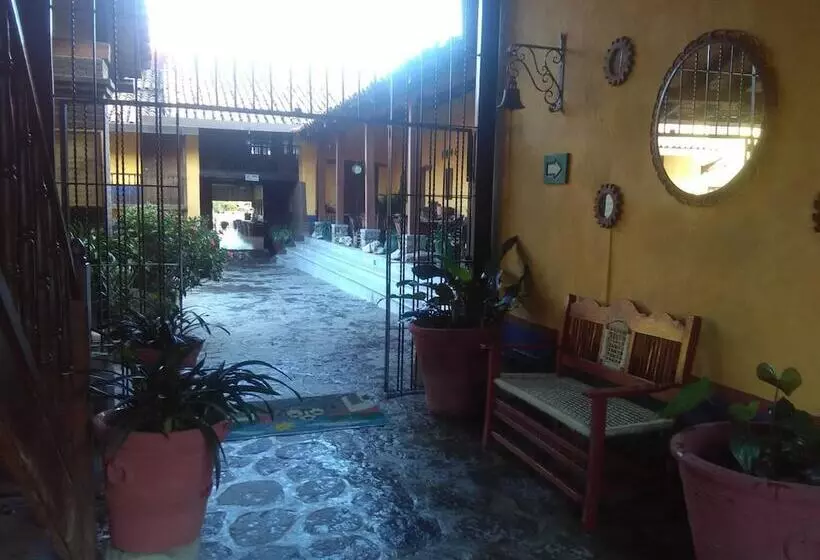 ホテル Posada La Loma