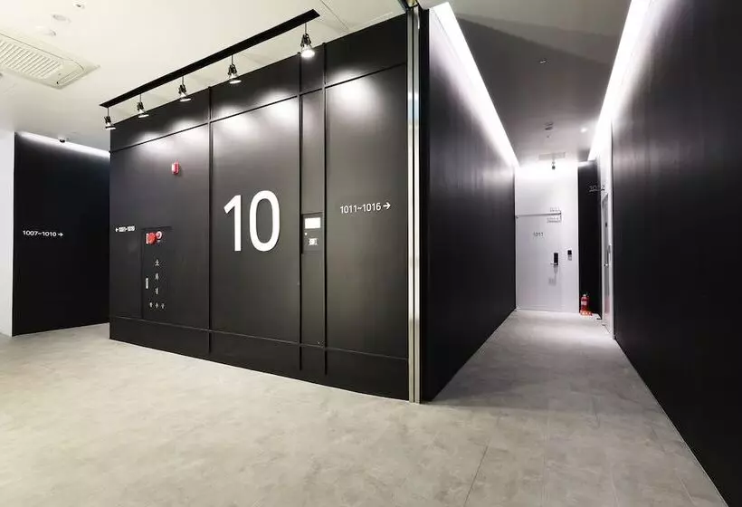 モーテル Yaja Wirye